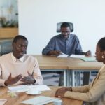 Reunion de travail entre consultants ATOMA Consortium et une organisation cliente